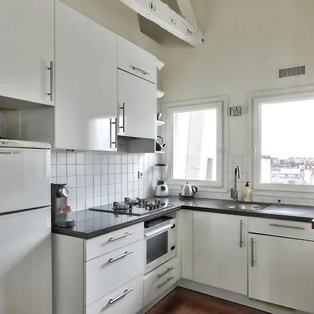 For 2 - Opera 2e Apartment
